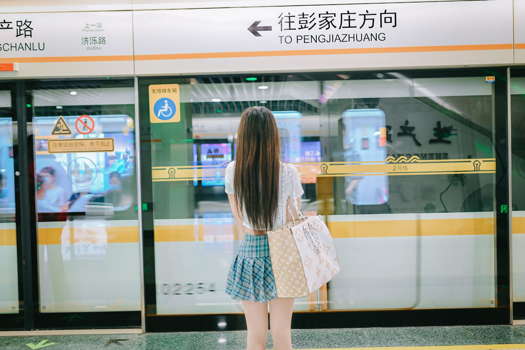 001.jpg
