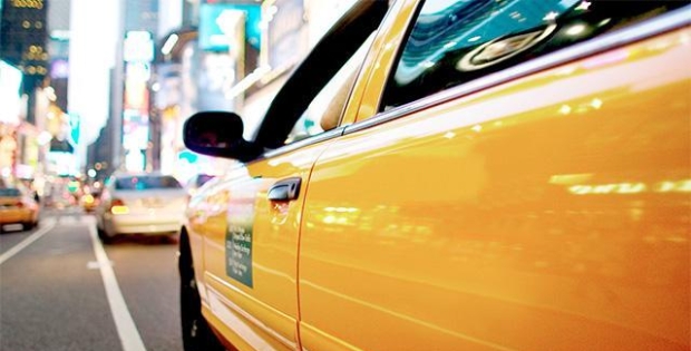 送礼宴请升级出了新隐蔽手法：用网约车、快递来办